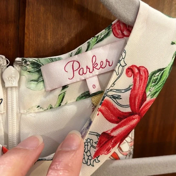 Revolve / Parker Fillipa silk dress size 0 - Picture 4 of 13